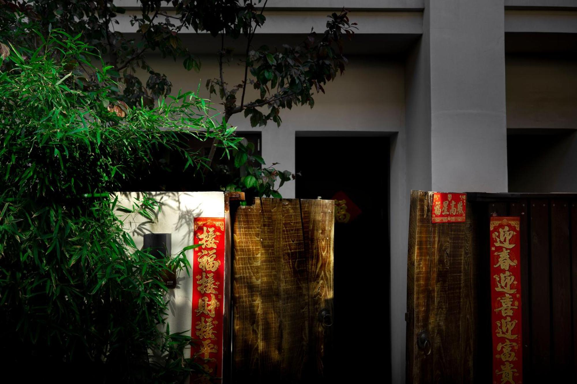 Dasein Youlan Hotel-Near The Forbidden City, Tiananmen Square, Guijie Street, Beihai Park, Jingshan Park, And Yonghe Temple Пекин Екстериор снимка